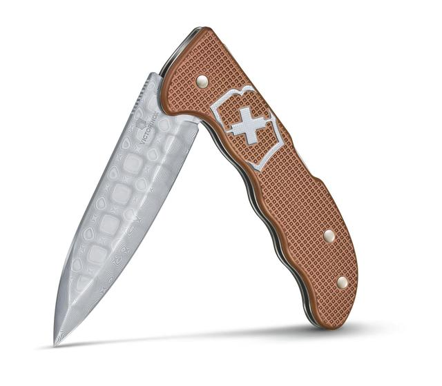 سكين جيب للصيد إصدار محدود فيكتورنوكس Victorinox Hunter Pro Alox Damast Limited Edition - SW1hZ2U6MTU1NzkwOQ==