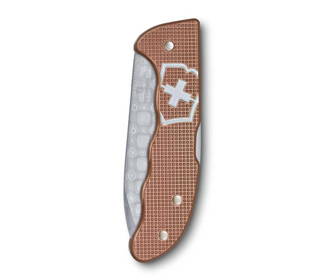 سكين جيب للصيد إصدار محدود فيكتورنوكس Victorinox Hunter Pro Alox Damast Limited Edition - SW1hZ2U6MTU1NzkxNw==