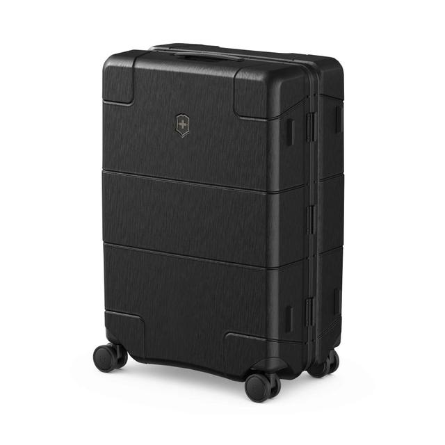 شنطة سفر كبيرة 72 لتر فيكتورنوكس ليكسيكن أسود VICTORINOX LEXICON Framed Series Global Hardside Trolley - SW1hZ2U6MTU2MDQyNg==