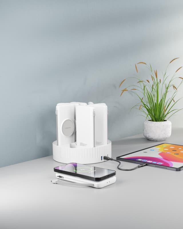 شاحن متنقل ستيشن 8 في 1 بسعة 10000مللي أمبير 120 واط مع كابلي شحن بورولجي أبيض Powerology 8in1 Station 10000mAh PD 120W QC Wireless Power Bank  White