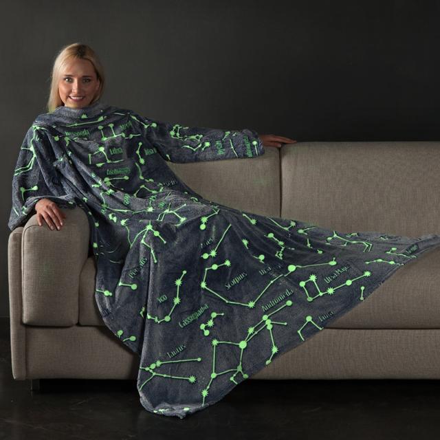 بطانية شتوية مع اكمام عريضة لون رمادي وابيض كانغورو Kanguru Blanket With Sleeves and a Pocket Constellations Deluxe Glow - SW1hZ2U6MTY3OTc2MA==