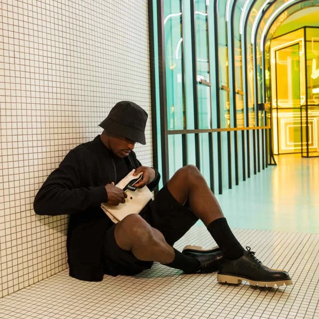 شنطة كتف بولستر لون بيج من نوتا باغ Notabag Crossbody Cream