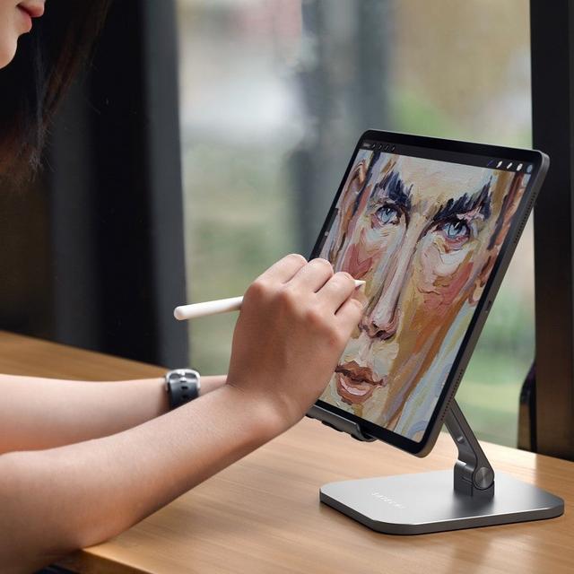 ستاند ايباد برو رمادي ساتشي SATECHI R1 Aluminum Desktop Stand for iPad Pro - SW1hZ2U6MTY3OTY4NA==