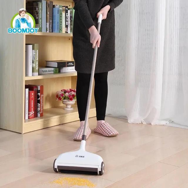 ممسحة ارضيات ومكنسة يدوية باسطوانه مدمجة Boomjoy high Efficiency Sweep Carpet and Floor Sweeper