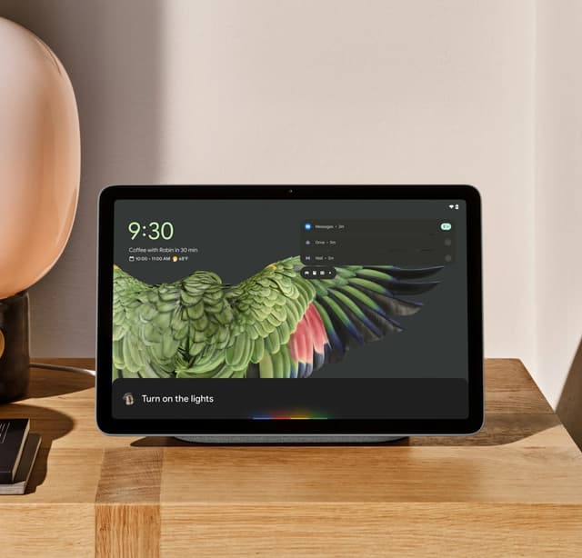 Google Pixel Tablet with Charging Speaker Dock