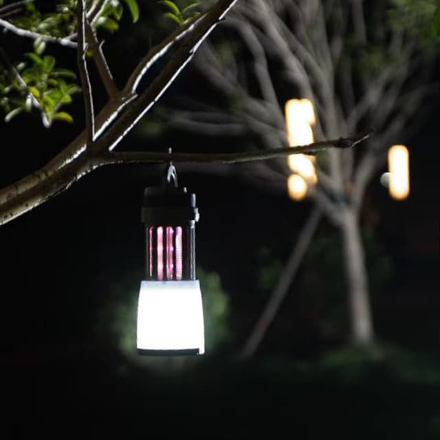 لمبة صاعق الناموس وقاتل البعوض اللاسلكي بورودو مع اضاءة مدمجة للرحلات 5 واط Porodo LifeStyle Outdoor Lamp with Mosquito Zapper - 347866