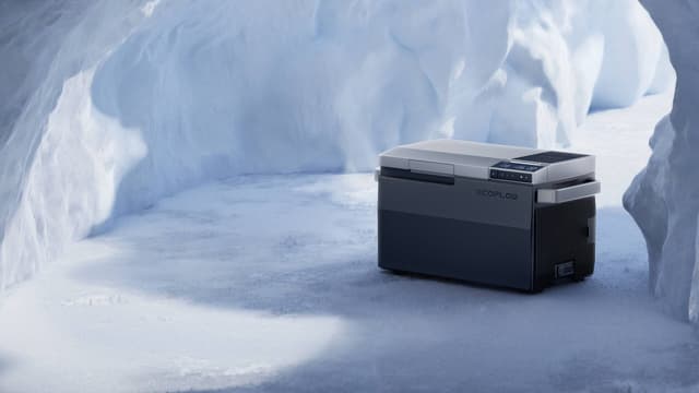 ثلاجة رحلات متنقلة ايكوفلو 38 لتر 120 واط مع صانعة ثلج مدمجة EcoFlow Glacier Portable Refrigerator