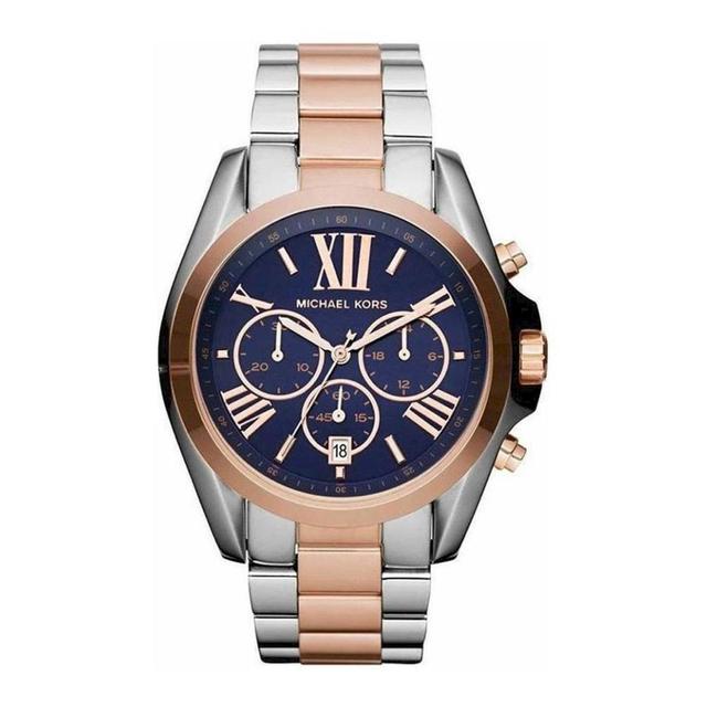 ساعة مايكل كورس للنساء كرونوغراف كوارتز من الستانلس ستيل بمينا ازرق  Michael Kors Women's Chronograph Quartz Stainless Steel Blue Dial 43mm Watch Mk5606 - SW1hZ2U6MTgxNjYyMg==