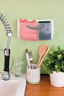 حامل ليفة الجلي بلاستيك من ايطاليا أبيض Snips Ordinello Sponge Holder