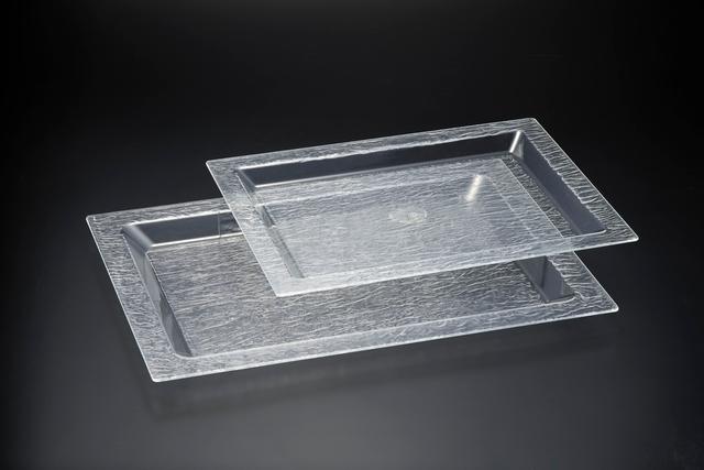 Vague Acrylic Serving Tray Bark Clear 56 cm Transparent Acrylic - SW1hZ2U6MTg2MzMwMQ==