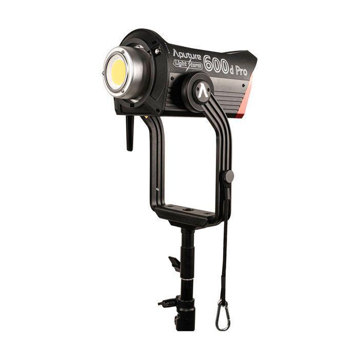 طقم إضاءة LS 600D من أبوتشر مع لوحة بطارية مثبتة على شكل  Aputure LS 600D Light Storm Daylight Point Light Source with V-Mount Battery Plate V