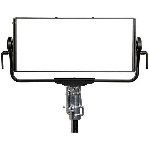 لوحة إضاءة ليد RGBWW من نوفا P600c مع حافظة صلبة من أبوتشر Aputure Nova P600c RGBWW LED Panel with Hard Case Kit