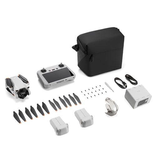 طائرة درون مع كاميرا مدمجة طراز ميني ثري فلاي مور كومبو بلس مغ حهاز تحكم عن بعد من دي جي آي DJI Mini 3 Fly More Combo Plus with DJI RC