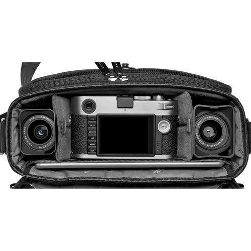 شنطة كاميرا جلد إيطالي فواصل داخلية غيتزو Gitzo Century Camera Compact Messenger Bag