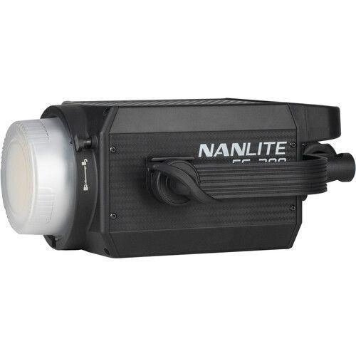 إضاءة استديو ضوء النهار 5600 كلفن نان لايت Nanlite FS-200 LED Daylight Spot Light - SW1hZ2U6MTk0MjAzMQ==