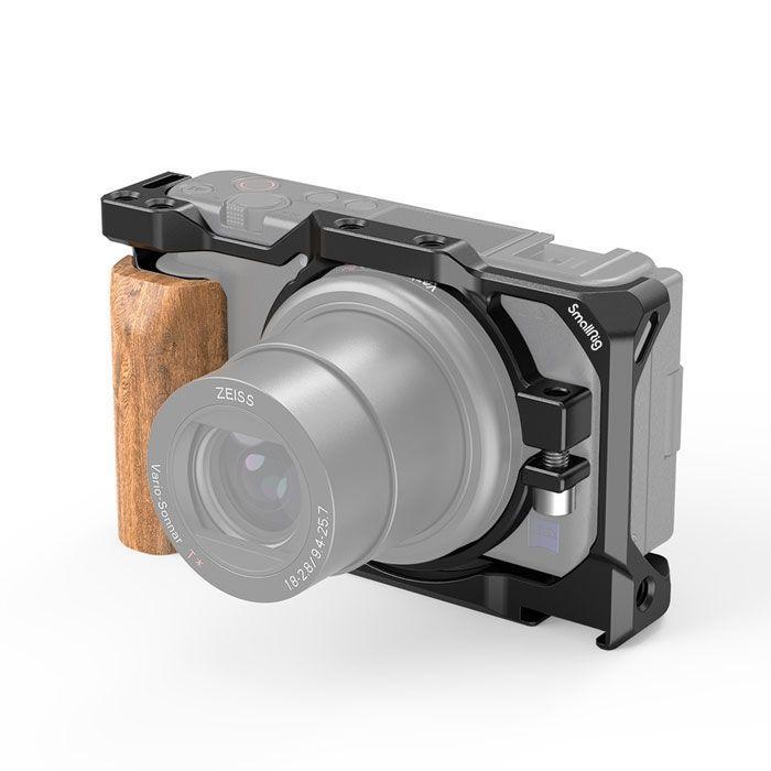 قفص كاميرا متوافق مع كاميرا سوني ZV1 مع مقبض خشبي سمول رينج SmallRig Cage with Wooden Handgrip for Sony ZV1 Camera 2937