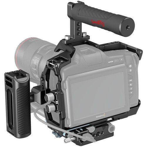 قفص كاميرا متوافق مع كاميرا BMPCC 6K PRO مع مشبك كابل T5 SSD و مقبض علوي سمول رينج SmallRig Standard Accessory Kit for BMPCC 6K PRO 3298 - SW1hZ2U6MTk0Mjc4NQ==