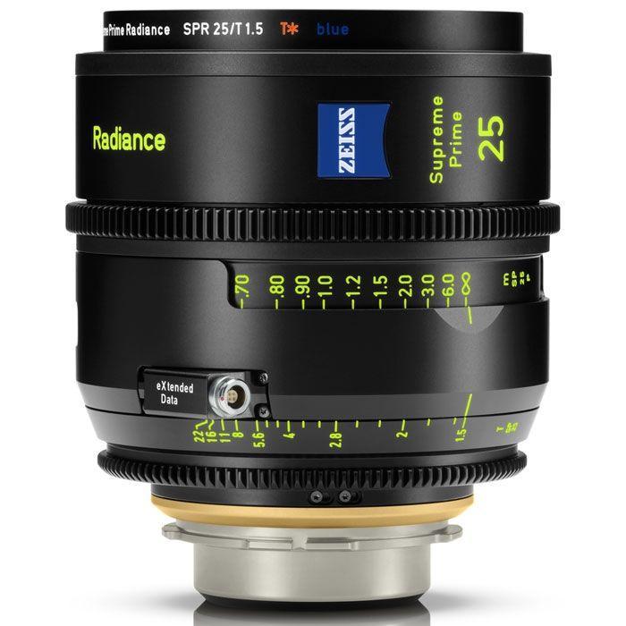 عدسة كاميرا برايم 25 ملم مع ميزة تألق العدسة ومتوافقة مع حامل PL زيس ZEISS Supreme Prime Radiance T1.5