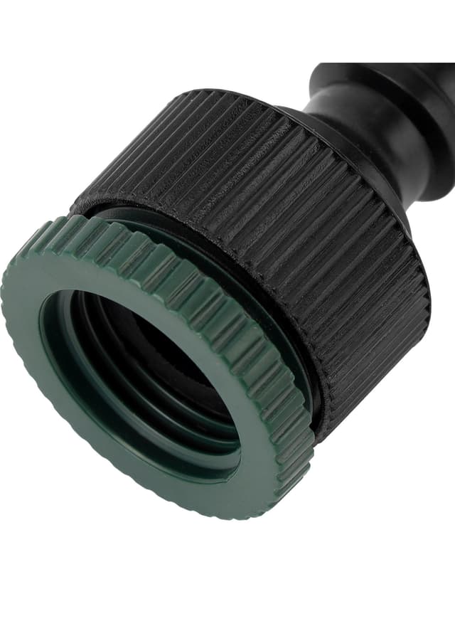 وصلة حنفية من انش الى ثلاث أرباع الانش من جيباس بلاستيك لون أسود وأخضر مقاوم للصدء Geepas Tap Adaptor