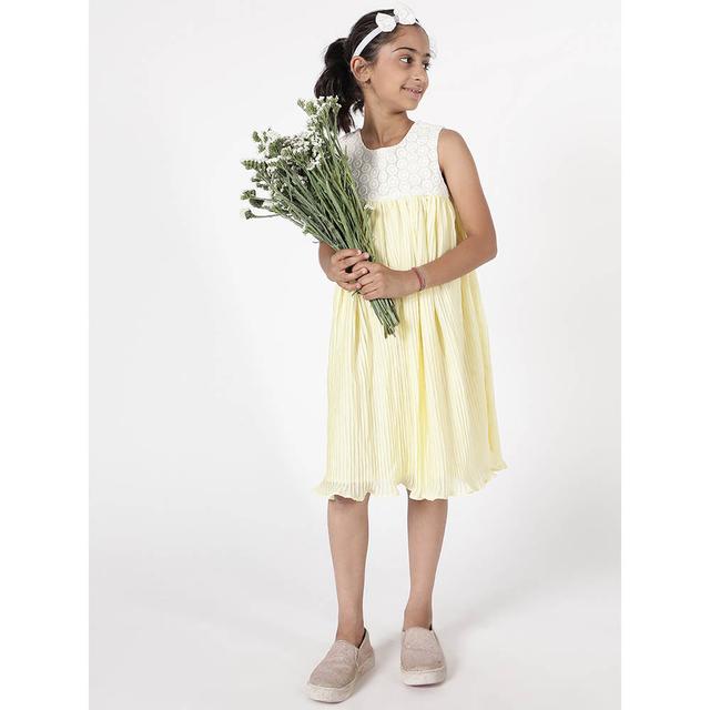 فستان بناتي صيفي قطن لتل فابل أصفر وأبيض A Little Fable Sundew Lace Dress - SW1hZ2U6MjE5MjUzNg==