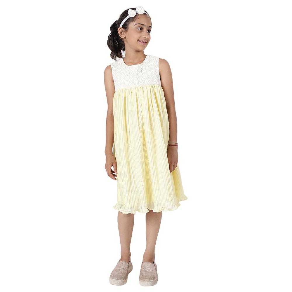 فستان بناتي صيفي قطن لتل فابل أصفر وأبيض A Little Fable Sundew Lace Dress