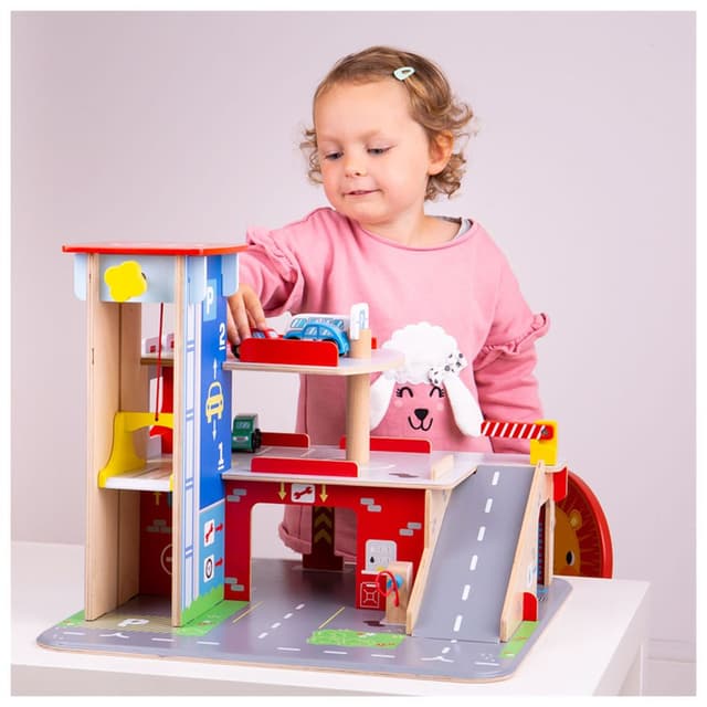 لعبة كراج السيارات للأطفال من عمر 3 سنوات بيجيغس Bigjigs Wooden Park & Garage Playset