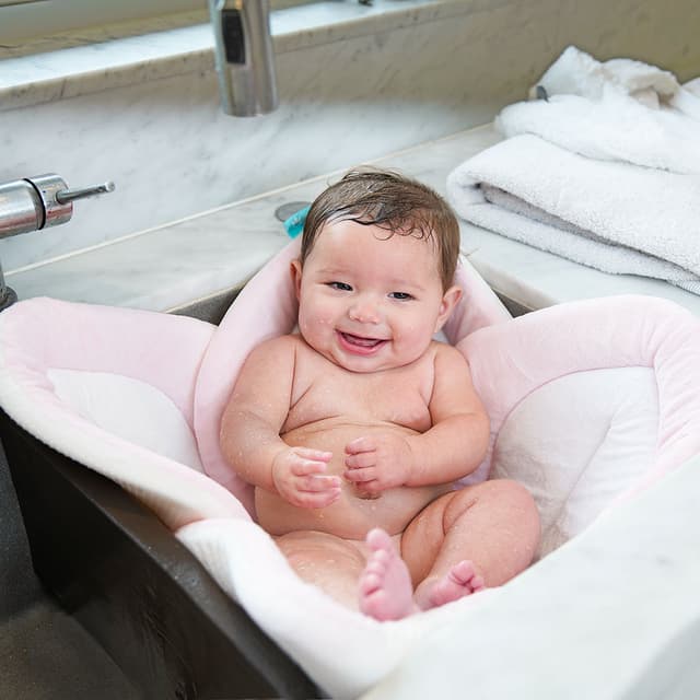 وسادة استحمام للاطفال وردي بلومينج باث Blooming Bath - Baby Bath Lotus - Pink