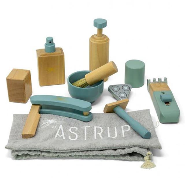 مجموعة أدوات الحلاقة خشبية للأطفال 3 سنوات 8 قطع من أستروب ByAstrup Barber Set