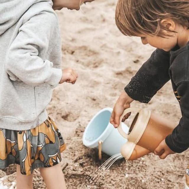 مجموعة أدوات الحديقة للاطفال من البلاستيك الحيوي من دانتوي Dantoy - Bioplastic Gardening Tools Set
