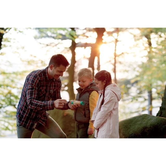 مصباح يدوي يعمل بالطاقة اليدوية هابي Hape - Hand-Powered Flashlight