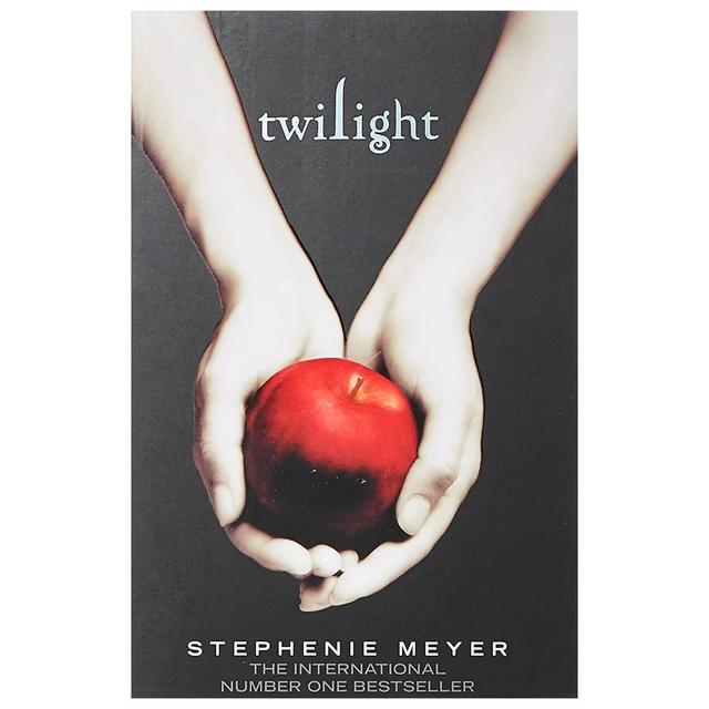 كتاب توايلايت من تأليف ستيفاني ماير Twilight