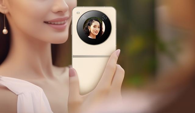 موبايل جوال نوبيا فليب قابل للطي Zte Nubia Flip 5G Smartphone