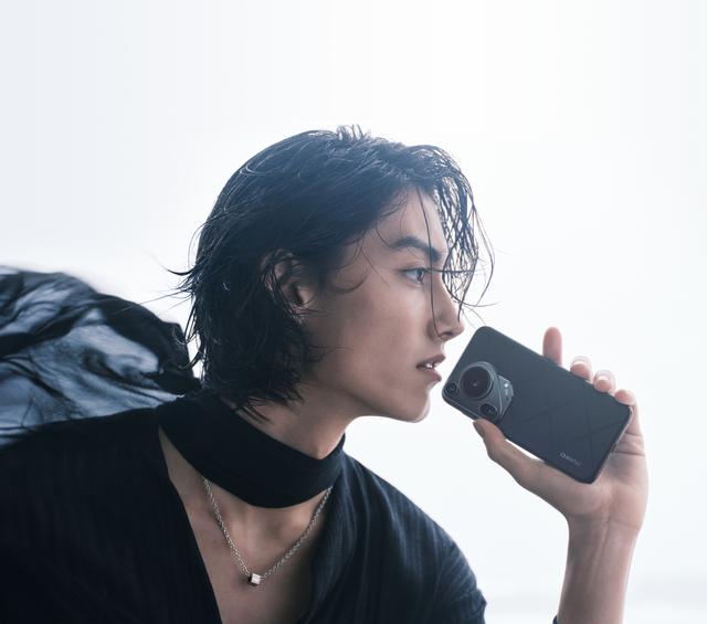 موبايل جوال هواوي بورا 70 الترا رامات 16 جيجا – 512 جيجا تخزين Huawei Pura 70 Ultra Smartphone - 722399