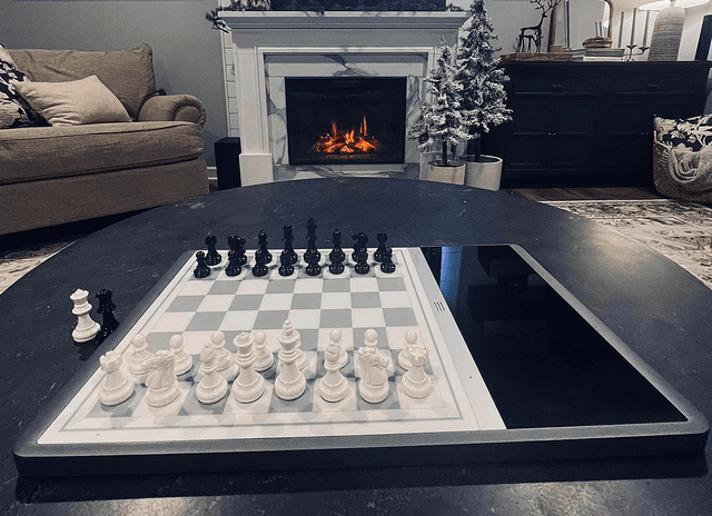 طاولة شطرنج ذكية تعمل بالذكاء الاصطناعي مع شاشة 12.3 بوصة Chessnut Evo - The Future of Ultra Smart AI Chessboard - SW1hZ2U6MzIxNTQyNA==