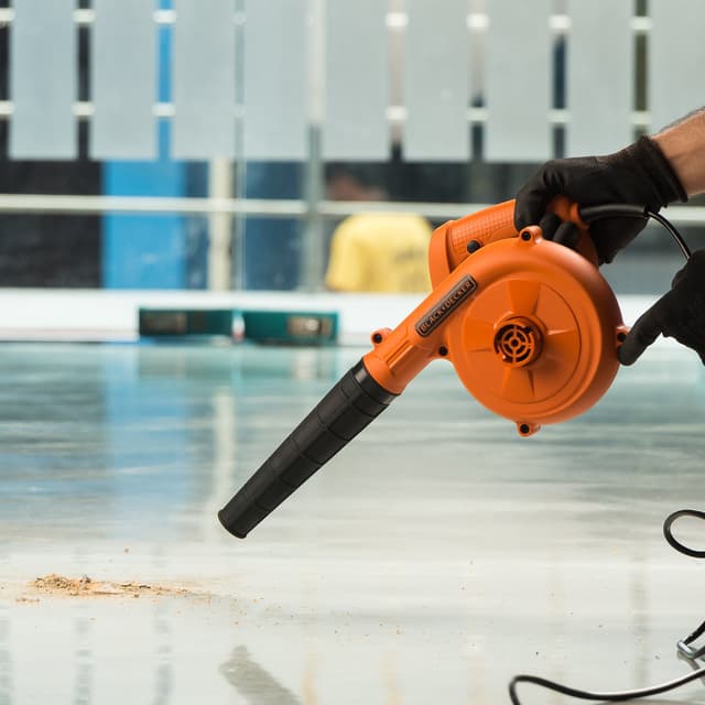 منفاخ هواء لأوراق الشجر والغبار 530 واط بلاك اند ديكر Black+Decker Air Blower And Suction Vacuum With Collection Bag