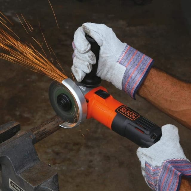 Black+Decker 650w 100mm Small Angle Grinder With Slider Switch & Side Handle
