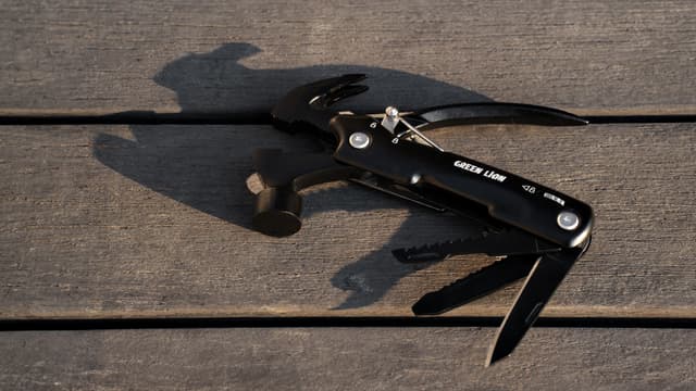 مطرقة متعددة الأغراض أسود جرين ليون Green Lion Multi Hammer - Black