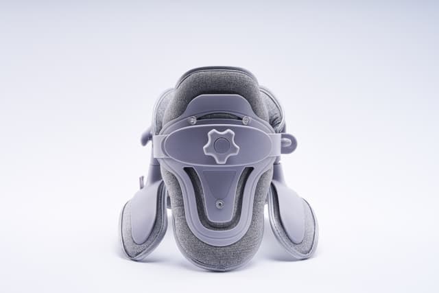 جهاز شد الرقبة مريح و قابل للتنفس رمادي غرين ليونGreen Lion Neck Traction Device