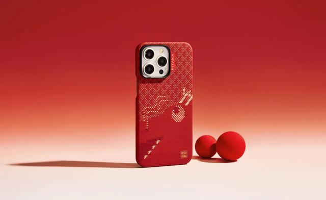 كفر ايفون 15 برو بتصميم التنين الصيني أحمر بيتاكا Pitaka MagEZ Case 4 for iPhone15 Pro 6.1