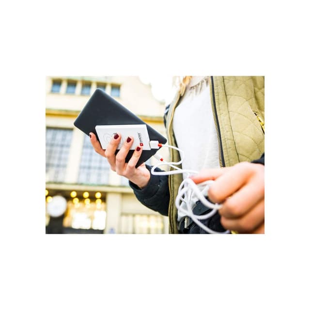 Skross Charge' N Sync Usb Type-C (2.0) Cable, Fast Charging 3a 1 Meter Type C Cable, Data Transfer And Charging At Faster Speed, Designed In Switzerland, 2.700206 White