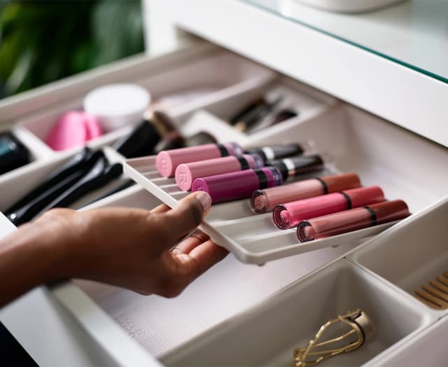 منظم مكياج كبير للأدراج Large makeup drawer