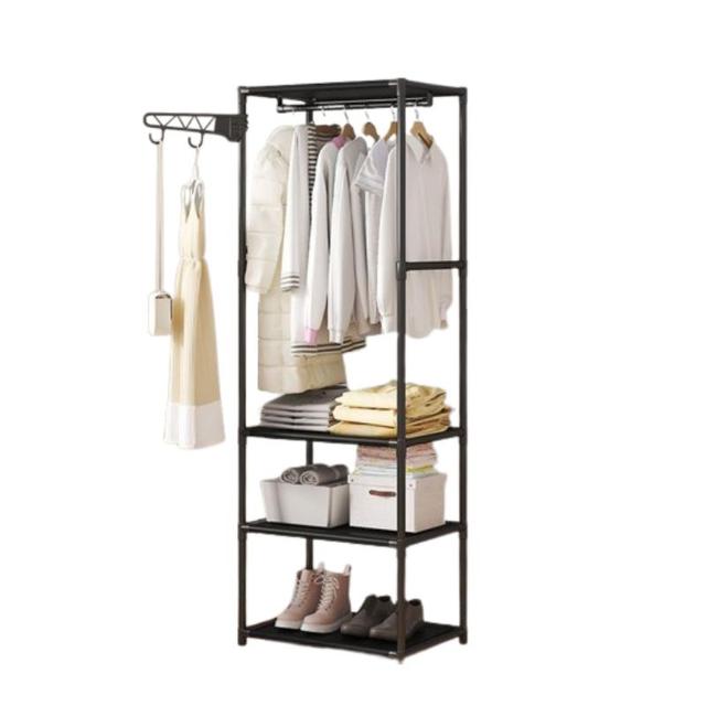 علاقة ملابس حديد عمودية مع رفوف تخزين أربع طبقات Floor Standing Clothes Hanger