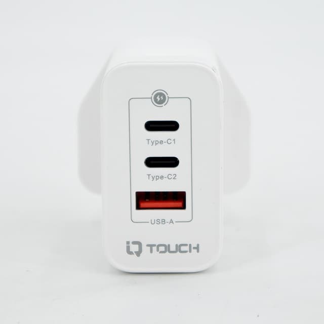 فيش جداري 3 منافذ 65 واط اي كيو تاتش مع تقنية جان IQ Touch 65W Compact 3-Output Gan Charger