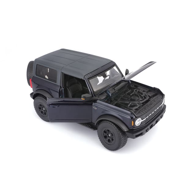 1:18 Ford Bronco Wildtrak Met Blue Officially Licensed Scaled Replicas of Collectible Diecast Metal Models with Exquisite Interior and Exterior Detailing for All Age.
