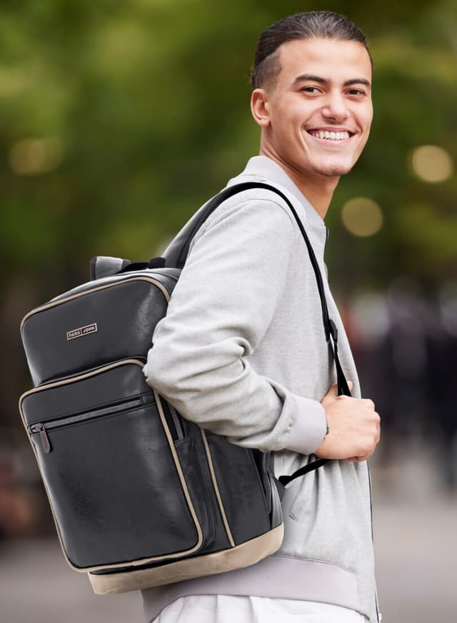 Para John 16Inch Genuine Leather Backpack - Black