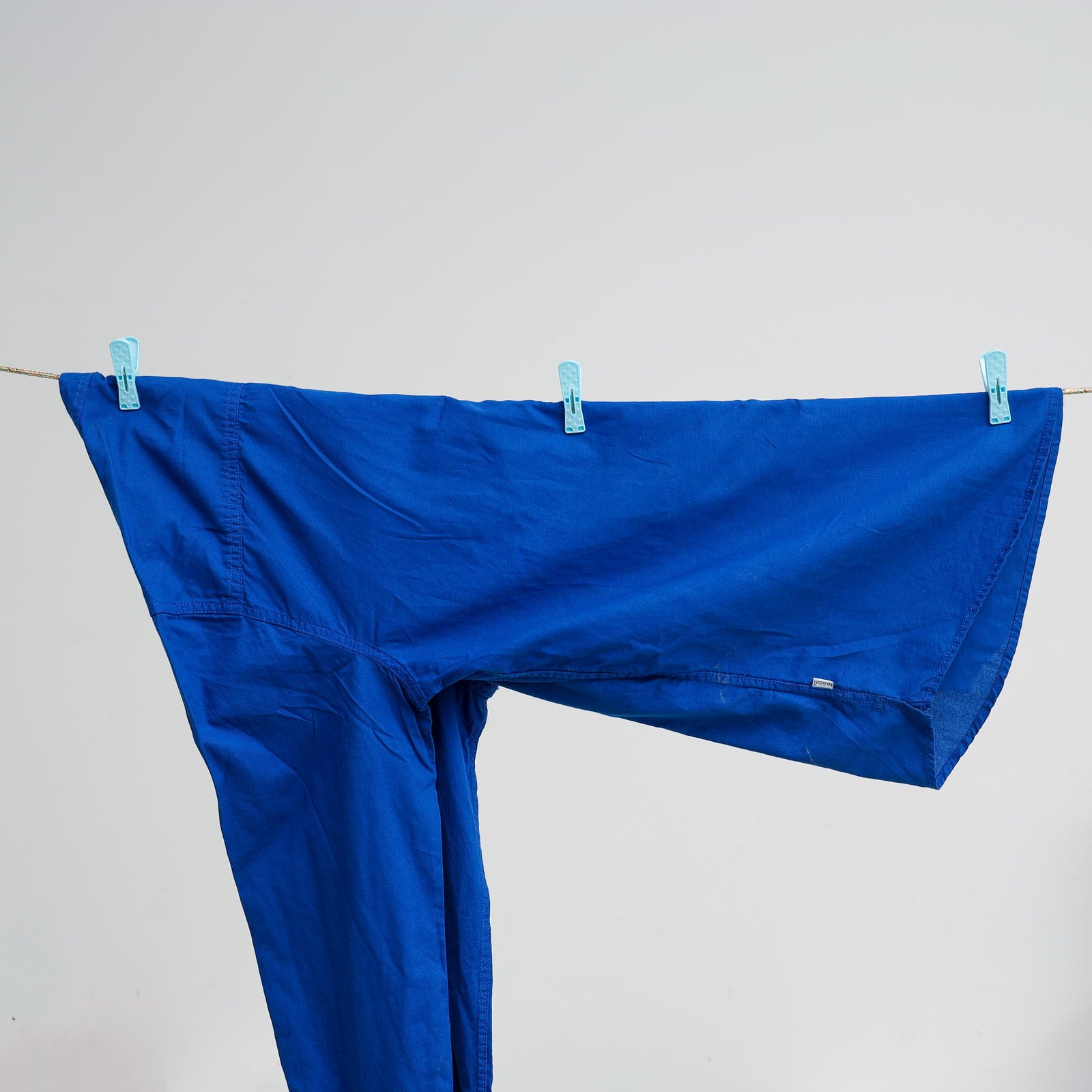 مشبك قماش (ملاقط غسيل) بلاستيك 24 قطعة مع حبل للغسيل بطول 10 أمتار Delcasa 24 Pcs Plastic Clip With Rope