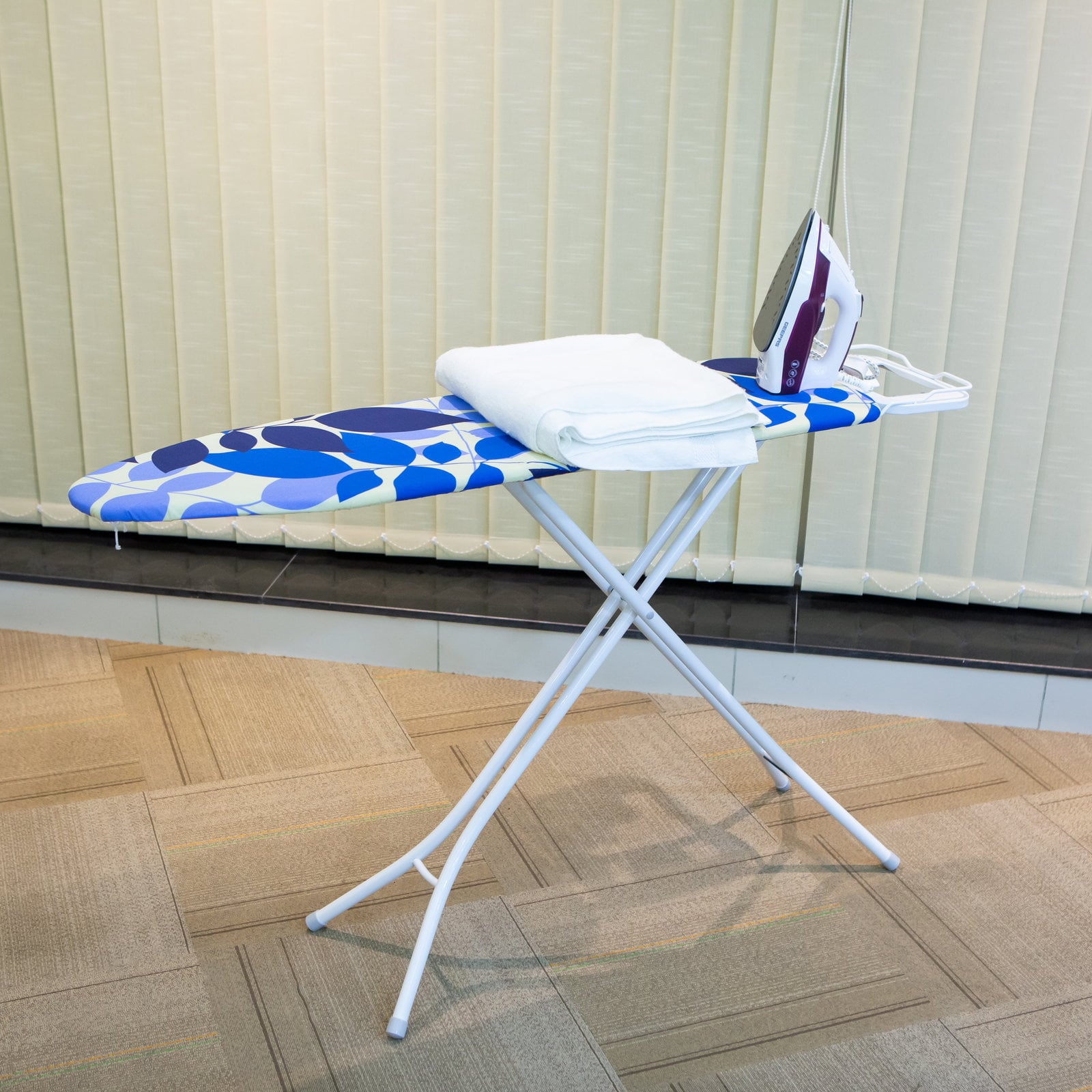 Royalford RF1510IB Mesh Ironing Board 134cmx33cmx88cm - Portable, Steam Iron Rest, Heat Resistant Cover |Lightweight Board with Adjustable Height & Rubber Feet Cover