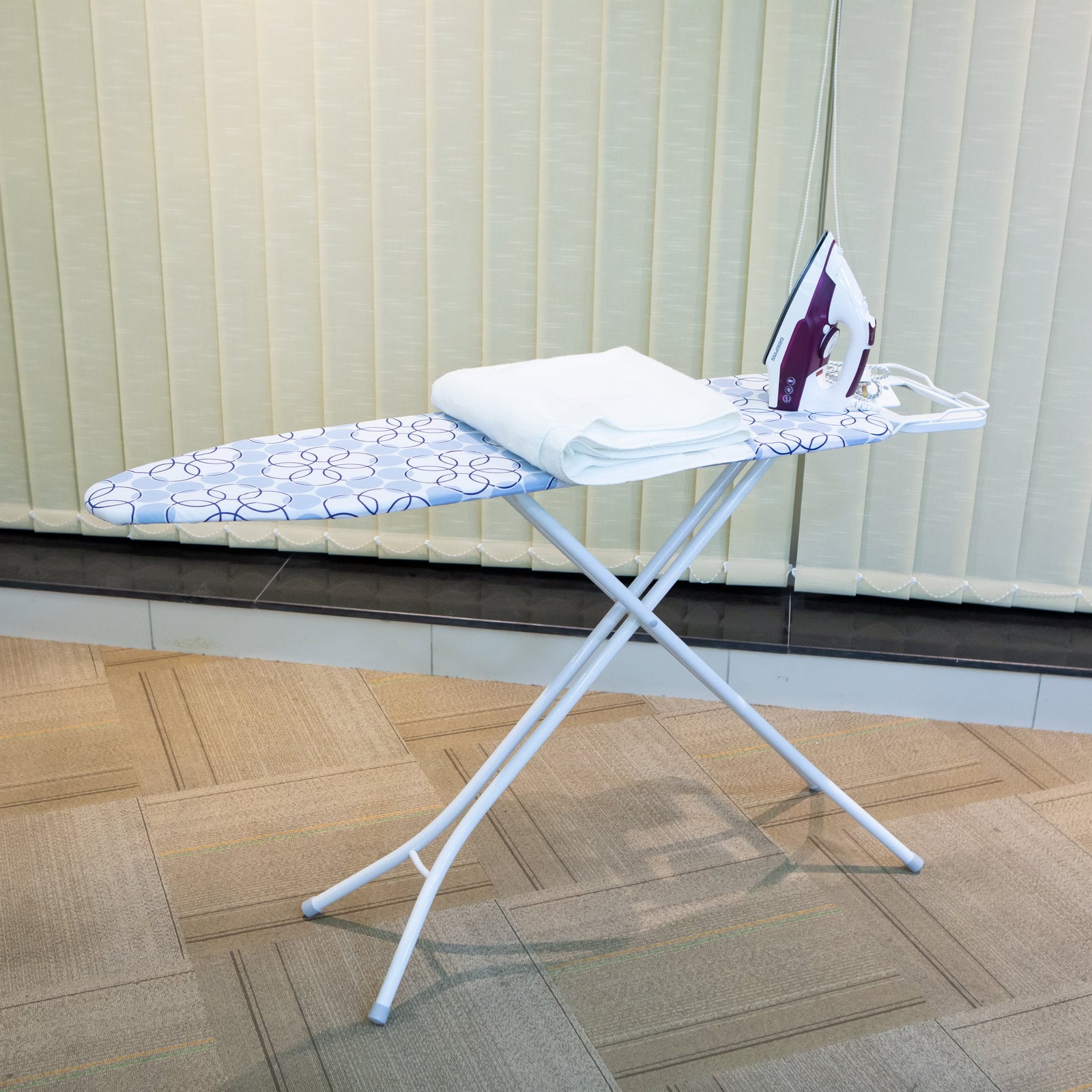 Royalford RF1510IB Mesh Ironing Board 134cmx33cmx88cm - Portable, Steam Iron Rest, Heat Resistant Cover |Lightweight Board with Adjustable Height & Rubber Feet Cover