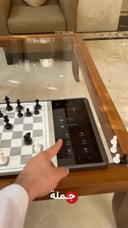 طاولة شطرنج ذكية تعمل بالذكاء الاصطناعي مع شاشة 12.3 بوصة Chessnut Evo - The Future of Ultra Smart AI Chessboard