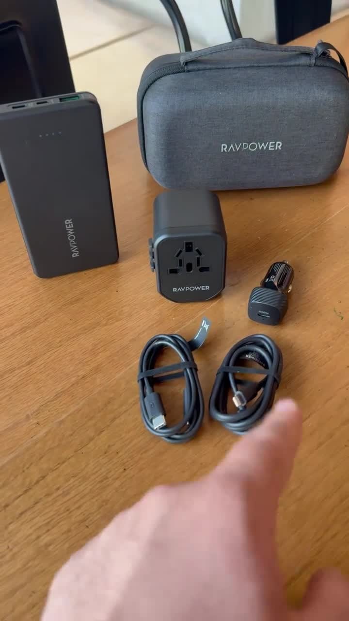 RAVPower 5-in-1 Travel Charging Combo